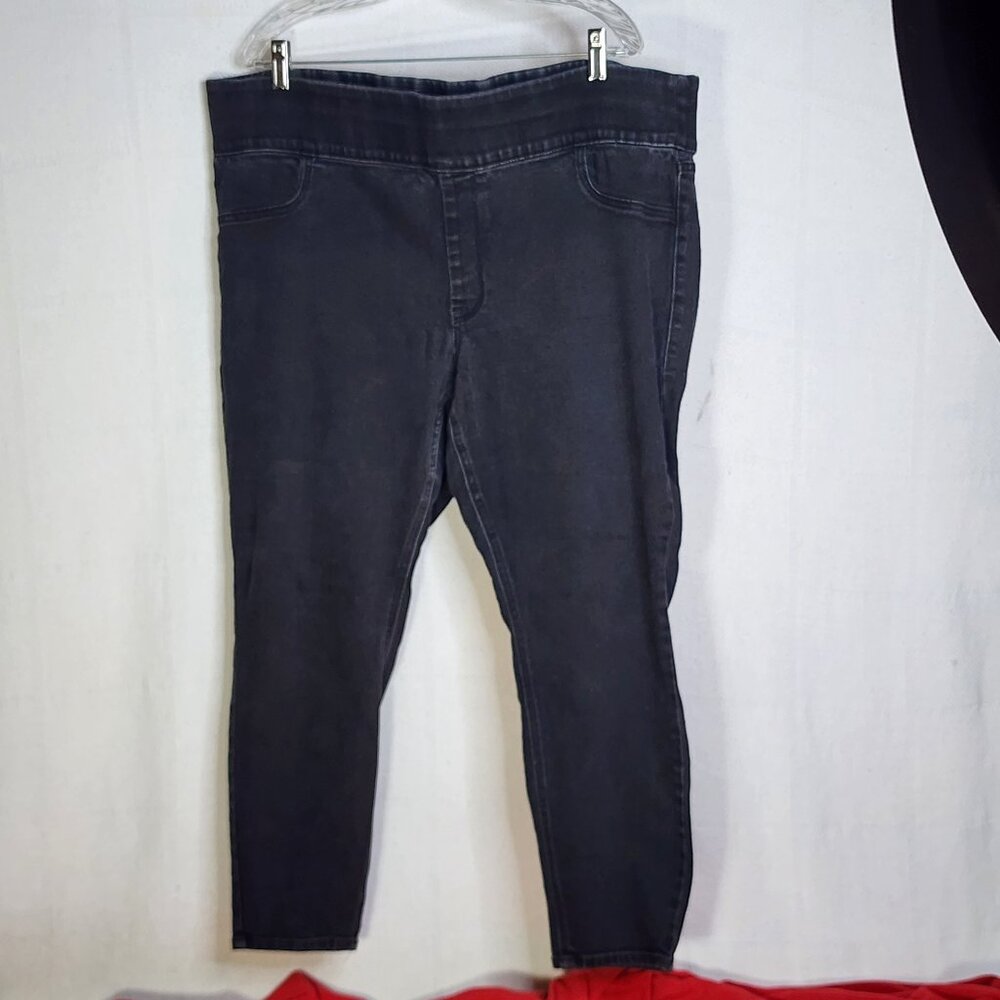 Old Navy Black Mid Rise Rockstar Super Skinny Adj Waist Jeggings Size 22 Short